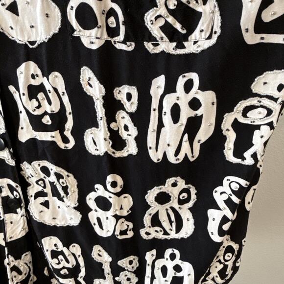 We Be Bop Women Button Tunic Black White Tribal Print Plus Size 2X Beaded Accent - Picture 4 of 8